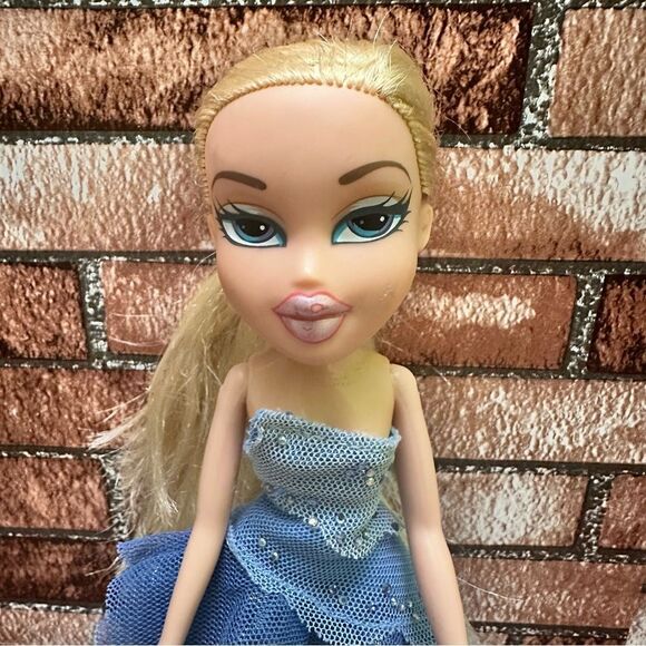 MGA Entertainment Bratz Cloe fashion doll vintage 2001 - Picture 4 of 7